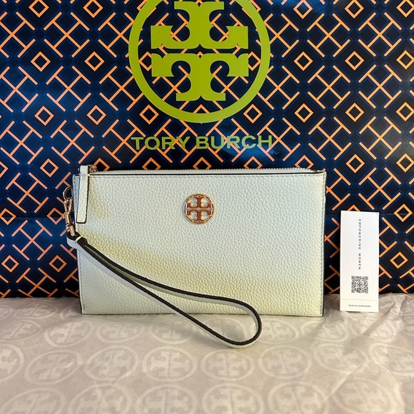 Tory Burch Handbags - Tory Burch Chelsea Wristlet Bag Meadow Mist Green Gold